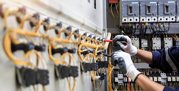 Professional Electrician technician working in California, MD